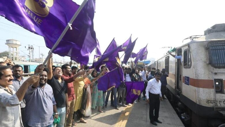 பிளாக் ஷீப் டிவிக்காக ஒன்றுகூடிய 90ஸ் டெலிவிஷன் தொகுப்பாளர்கள்!