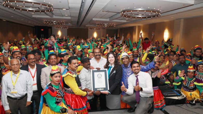 அமெரிக்காவில் தெருக்கூத்து கலையை பிரமாண்டமாக நடத்தி கின்னஸ் சாதனை படைத்த இயக்குநர் சங்ககிரி ராச்குமார்