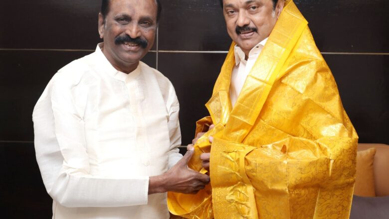 கவிப்பேரரசு வைரமுத்து படைப்புலகம் பன்னாட்டுக் கருத்தரங்கம் முதலமைச்சர் மு.க.ஸ்டாலினுக்கு அழைப்பு