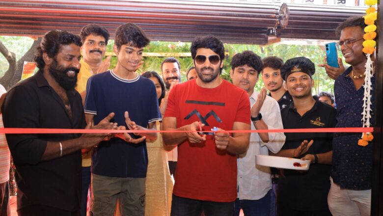 தி ஓல்ட் மிர்ச்சி பிரியாணி கடையின் 6 வது கிளையை நடிகர் ஆர்யா திறந்து வைத்தார் !!