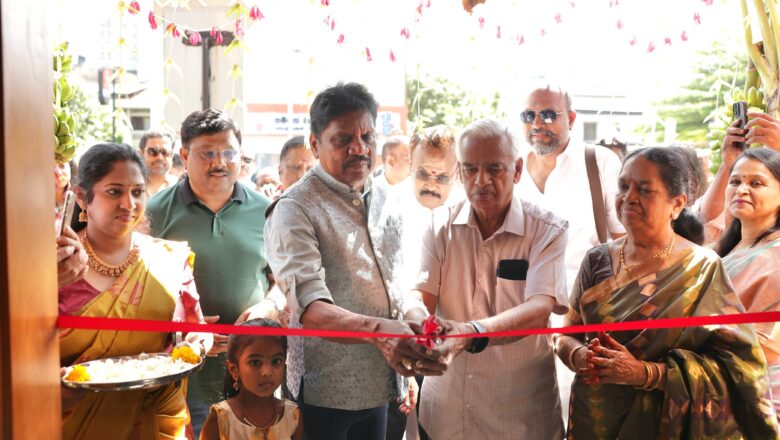 “ஈரோடு அம்மன் மெஸ்” உணவகத்தின், புதிய கிளை, இலங்கையில் புதிதாக துவங்கப்பட்டுள்ளது.