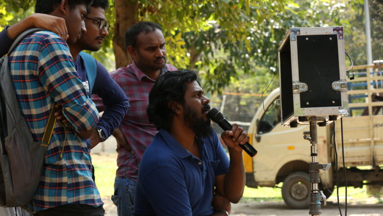 *“ஒவ்வொரு ஆணும் பெண்ணும் திருநங்கையும் உள்ளே மறைத்து வைத்திருக்கும் திறமையையும் ஆசையையும் தங்களுடன் இணைத்து பார்க்கும்படியான திரைப்படம் தான் ‘மெல்லிசை’” – இயக்குநர் திரவ்!*