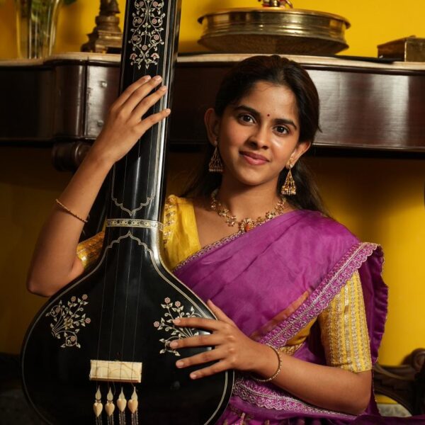 *உத்தரா உன்னிகிருஷ்ணன் பாடிய ஸ்ரீ வெங்கடேச சுப்ரபாதம் முக்கிய தளங்களில் வெளியானது*