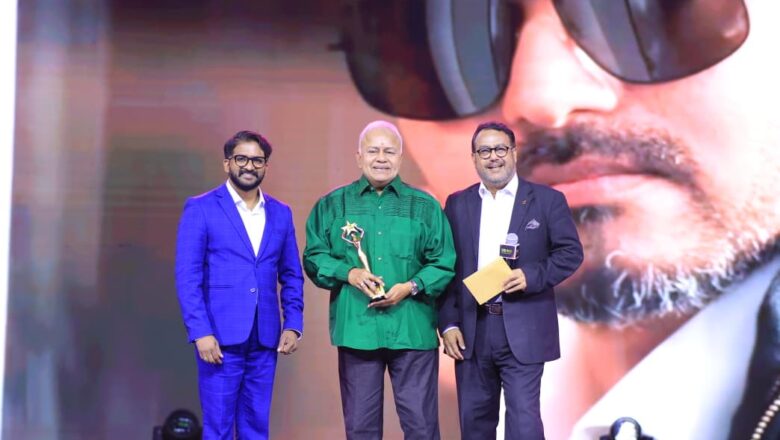 *திரைத்துறையினர் ஒன்று கூடிய பிரம்மாண்ட விழாவில் மாண்புமிகு தமிழக முதல்வர் விஜய் பெயரில் புதிய விருது அறிவிப்பு!*