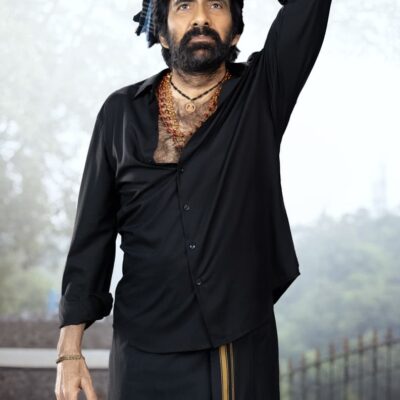 *மாஸ் மகாராஜா ரவி தேஜா நடிப்பில் உருவாகியுள்ள ‘இருமுடி’ திரைப்படத்தின் தெலுங்கு மற்றும் தமிழ் மொழி டிரெய்லர் வெளியானது!*