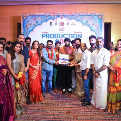ஜெயராம் – சிம்ரன் நடிக்கும் புதிய ஃபேமிலி ரோம் காம் திரைப்படம் – கோலாகலமாக நடைபெற்ற பூஜை !
