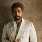 தேசிய விருது பெற்ற ஐகான் ஸ்டார் அல்லு அர்ஜூன், ஃபோர்ப்ஸ் இந்தியாவின் மதிப்புமிக்க ஷோஸ்டாப்பர்ஸ் 2026 சிறப்புப் பதிப்பின் அட்டைப்பட நட்சத்திரமாக இடம்பெற்றுள்ளார்.