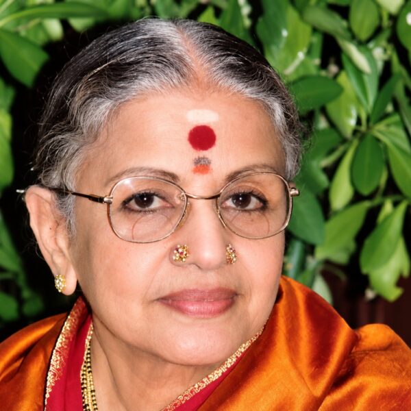 “ஒரு குரல்… ஒரு சகாப்தம்… ஒரு வரலாறு! எம்.எஸ். சுப்புலட்சுமியின் வாழ்க்கை வெள்ளித்திரைக்கு வருகிறது!”