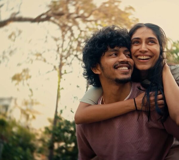 *இசை கலைஞர் பால் டப்பாவின் புதிய மியூசிக் வீடியோ ஆல்பம் ‘ஏரோபிளேன்’ வெளியீடு*