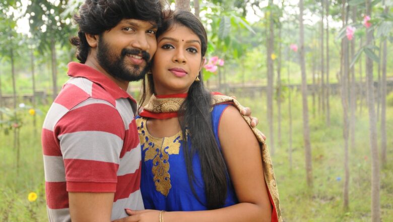 அபி சரவணன் நாயகனாக நடிக்கும்  சாயம் பிப்ரவரி 4-ஆம் தேதி திரையரங்குகளில் வெளியாகிறது