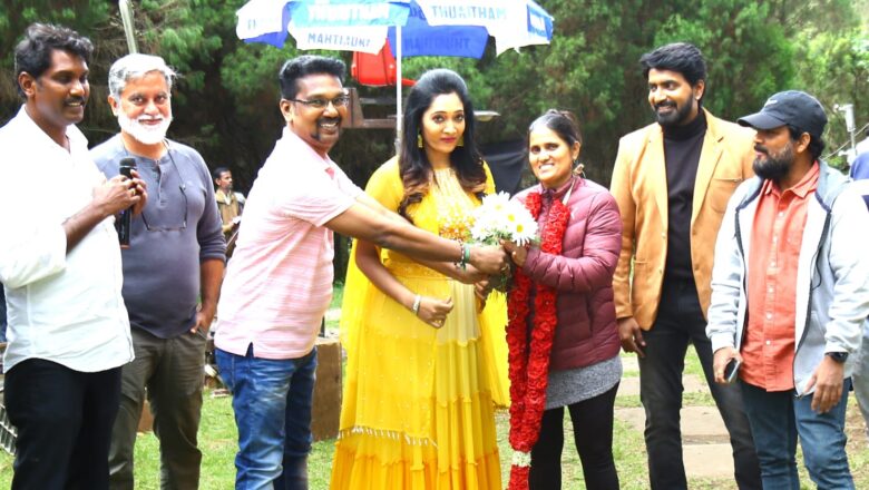 கமல்ஹாசனின் விக்ரம் பட நடிகைக்கு கொடைக்கானல் படப்பிடிப்பில் பாராட்டு விழா!!