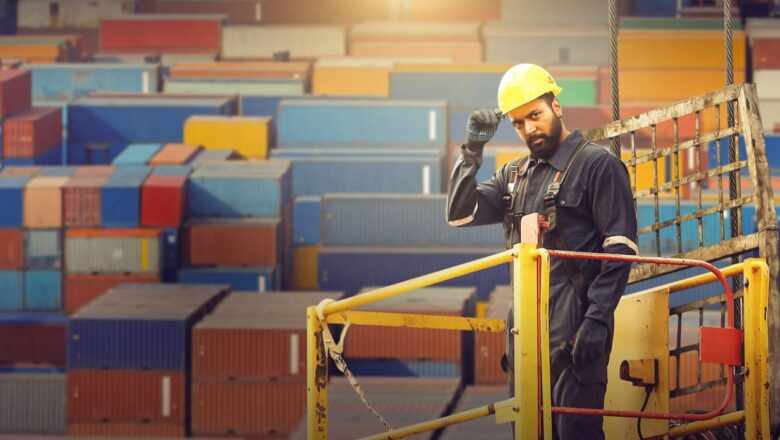 80 லட்சம் பார்வைகளை கடந்து, சாதனை படைக்கும் ஜெயம் ரவியின் ‘அகிலன்’ திரைப்பட டீசர்!