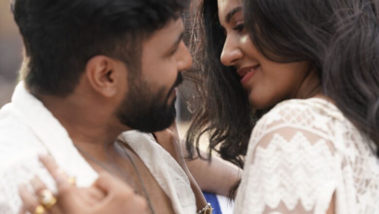 இசையமைப்பாளர் ஹாரிஸ் ஜெயராஜ் இசையில் அஷ்வின் குமார் லக்‌ஷ்மிகாந்தன் & அஞ்சு குரியன் நடிப்பில், Think Originals’ உடைய “வாடிவாடி” வீடியோ பாடல், வெளியானது!!!