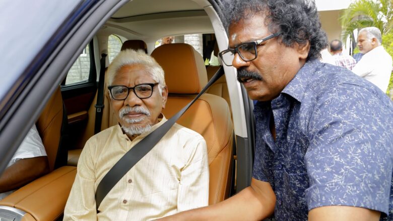 அழகிக்கு பிறகு அழுத்தமான கதை! தங்கர் பச்சான் இயக்கும்’கருமேகங்கள் கலைகின்றன’.