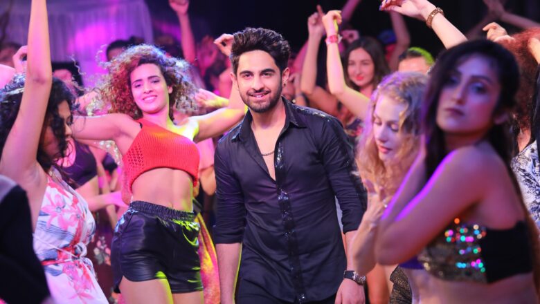  ‘பனாரஸ்’ படத்தில் இருந்து ‘பணம் முக்கியமில்லை’ என்ற பஞ்ச் லைனுடன் வெளியாகியுள்ள ட்ரால் பாடல்!