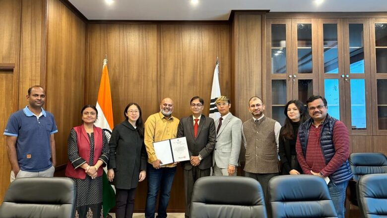 தென்கொரிய திரைப்பட விழாவில் சிறந்த திரைப்பட விருது பெற்ற “சாட் பூட் த்ரி” தமிழ் திரைப்படம்