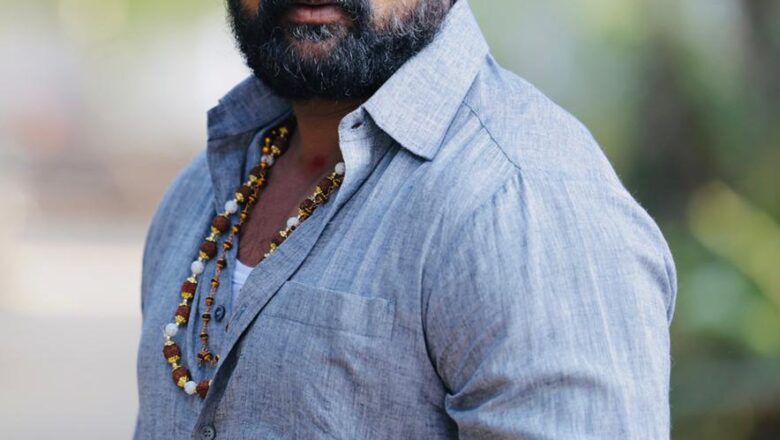 ”காவல் துறையில் இருந்தவனுக்கு கலைத்துறை தந்த வெற்றி” – ’டாக்டர்’ பட புகழ் கராத்தே கார்த்தி பேட்டி