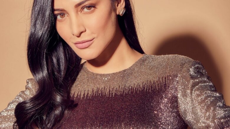 ரசிகர்களுக்கு ‘இரட்டை’ விருந்தளிக்கும் ஸ்ருதிஹாசன்