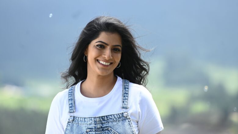 மஹா மூவிஸ் தயாரிப்பில் அனில் கட்ஸ் இயக்கத்தில் வரலக்‌ஷ்மி சரத்குமார் நடிக்கும் ‘சபரி’ படத்தின் படப்பிடிப்பு நிறைவடைந்தது!