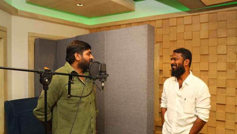 ‘விடுதலை பார்ட் 1 & பார்ட் 2’ டப்பிங் பணிகள் ஜனவரி 26 அன்று எளிய பூஜையுடன் தொடங்கியது.