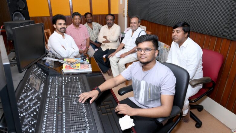 நாஞ்சில் பி.சி.அன்பழகன் தயாரித்து இயக்கும் படம், “உயிர்த் துளி”.