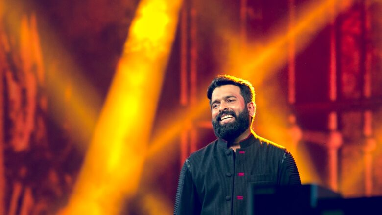 மார்ச் 18, 2023 அன்று மலேசியாவில் உள்ள ஆக்ஸியாட்டா அரங்கில் நடைபெற உள்ள ‘Sounds of the South’ கான்செட்டில் சந்தோஷூடன் இணையுங்கள்