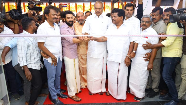 இயக்குநர் ஹரி மற்றும் ப்ரீதா ஹரி துவங்கியுள்ள புதிய ஸ்டூடியோ, ‘குட்லக் ஸ்டூடியோஸ்’ !!