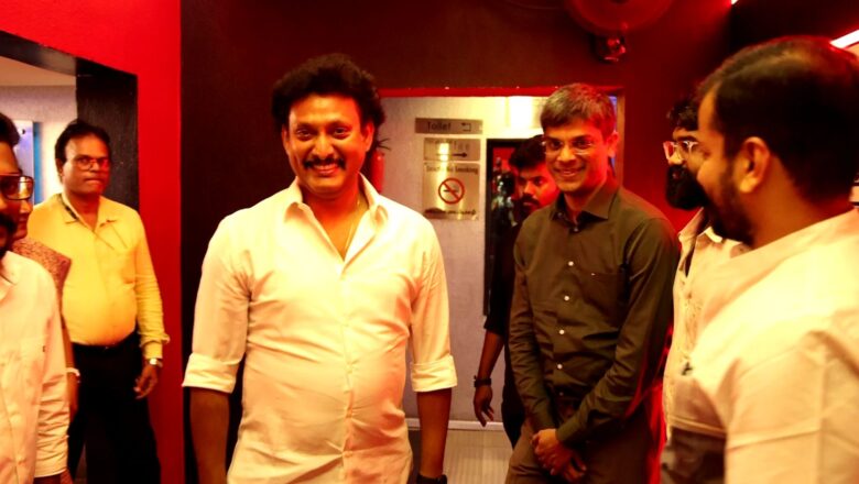 அமைச்சர் அன்பில் மகேஷ் பொய்யாமொழி முன்னிலையில் பள்ளி மாணவிகளுக்காக “அயலி” இணையத் தொடர் சிறப்பு திரையிடல் !!