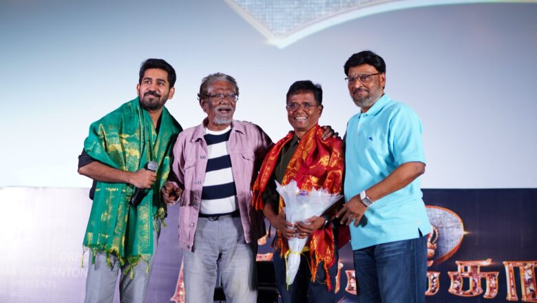 “’பிச்சைக்காரன்2’- ஆண்டி பிகிலி’ படத்தின் மூலம் விஜய் ஆண்டனி இயக்குநராக அவதாரம்