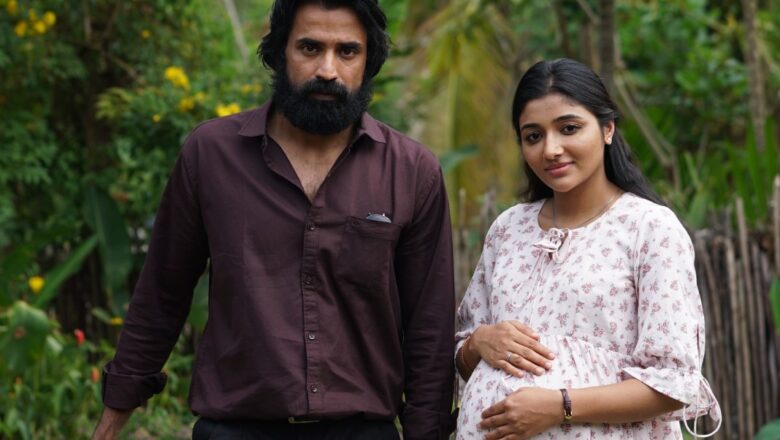 இயக்குநர் விக்ரம் ஸ்ரீதரன் இயக்கத்தில், ‘டான்ஸிங் ரோஸ்’ ஷபீர் கல்லாரக்கல் நடிக்கும் மிஸ்ட்ரி-திரில்லர் படம் ‘பர்த்மார்க்’